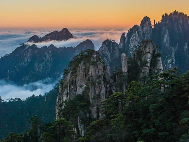今天我们去爬山吧